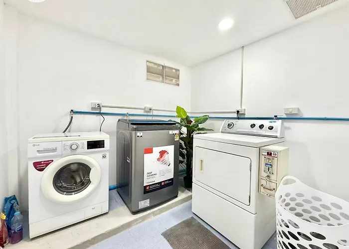 Hotel S Sukhumvit48 Near Phrakanong Bts 2001